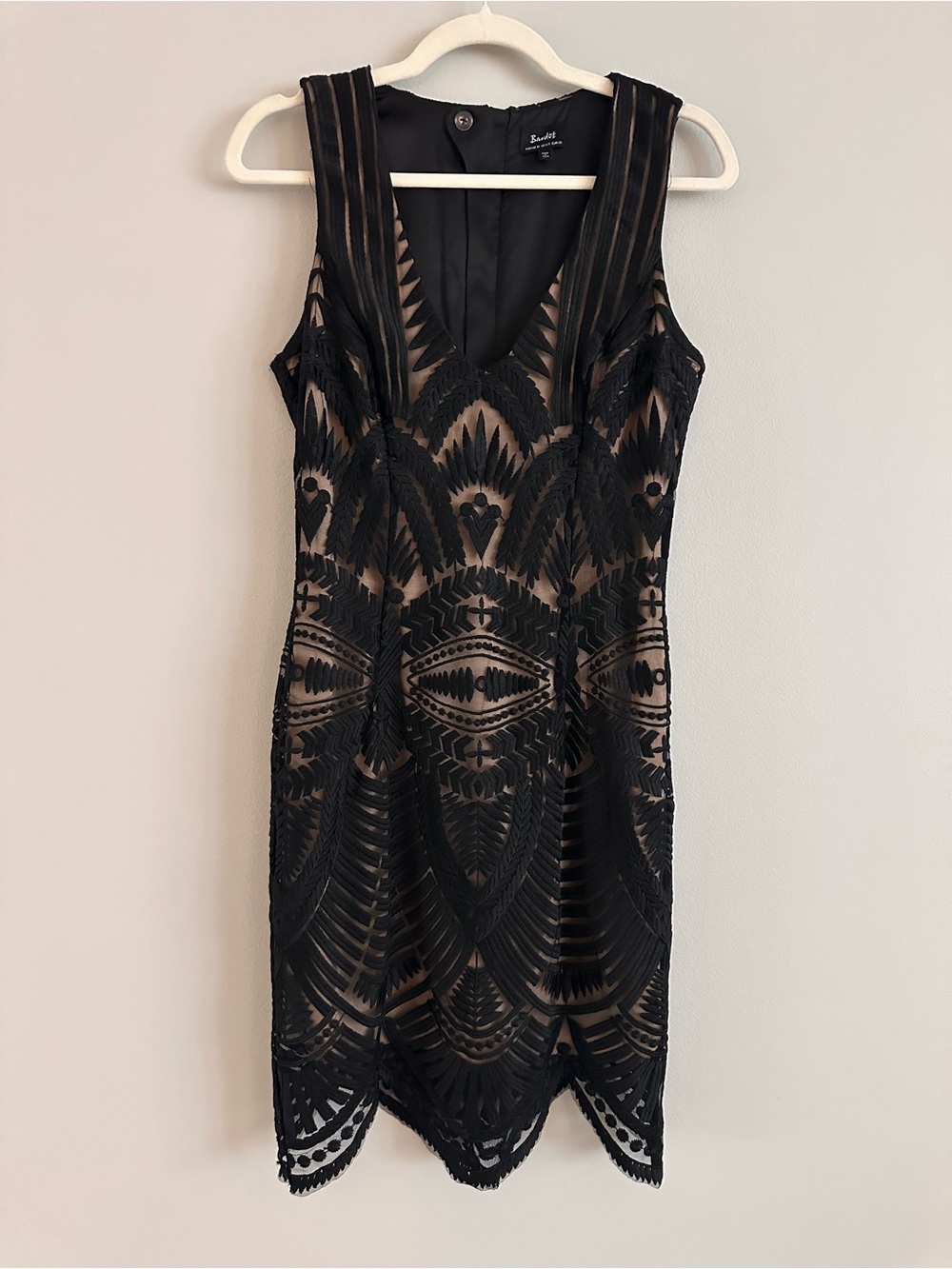 Bardot Black Lace Cocktail Dress Sheath Overlay Size 6